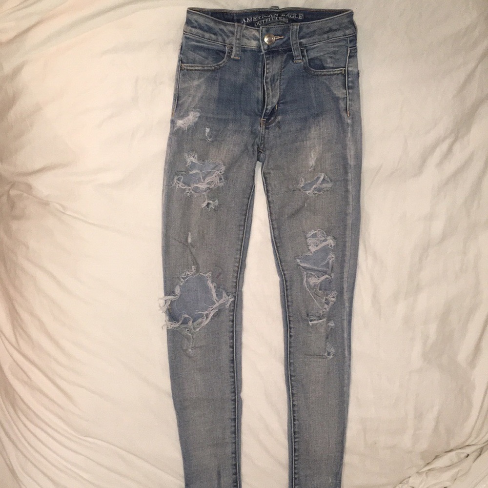 Aeo ripped jeans